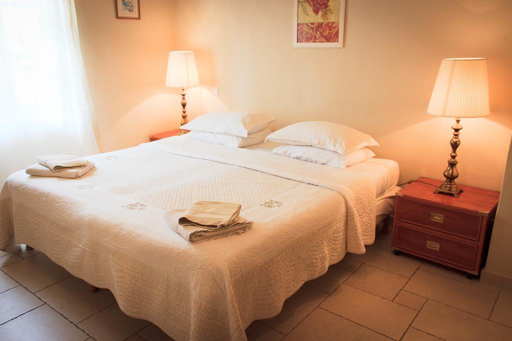 Les Carmes And Spa Le Thor Exterior foto